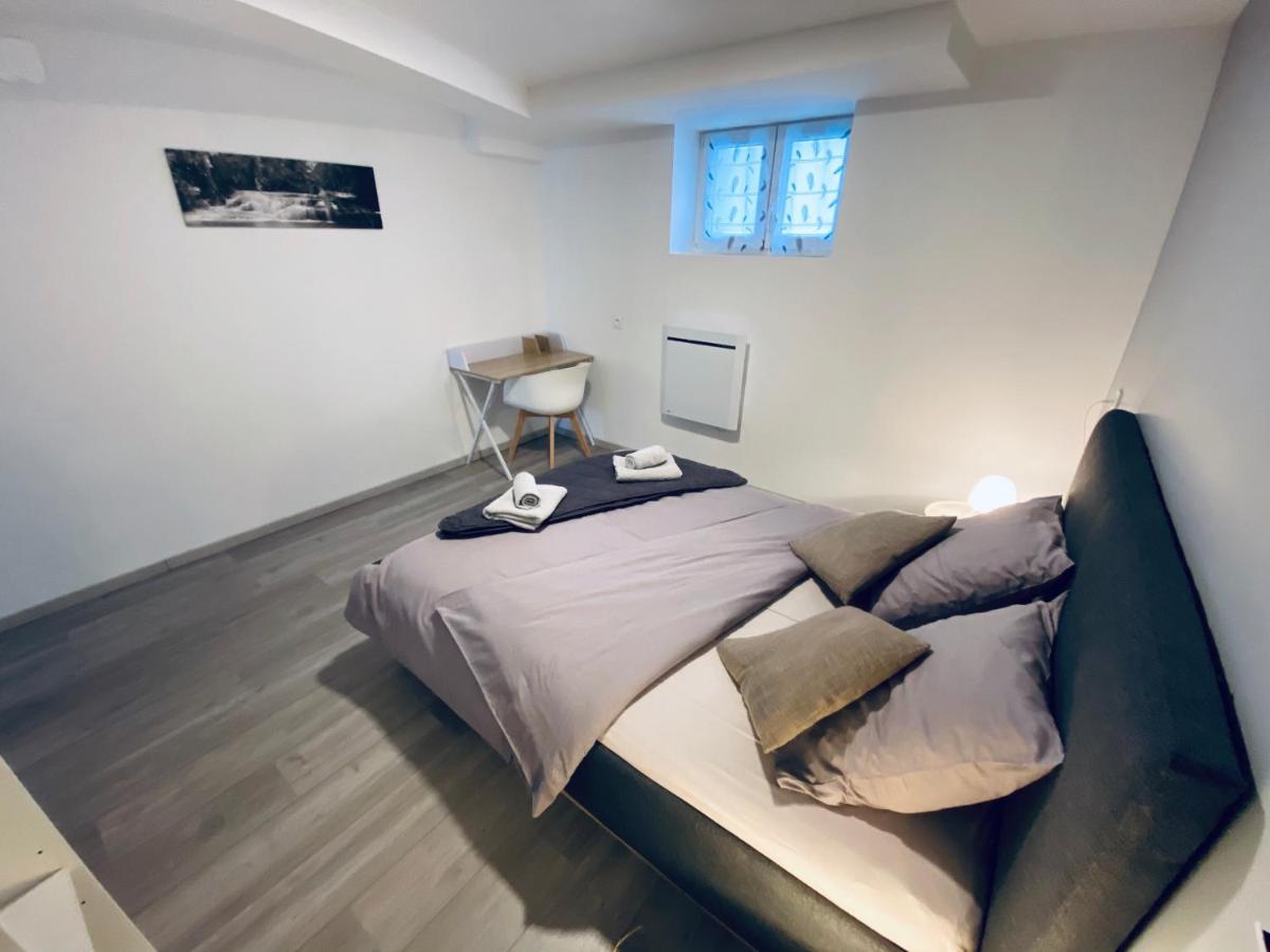 Toul Appartement Entier Avec Parking Prive Au Calme Cosy A Etage Avec Balcon Bagian luar foto